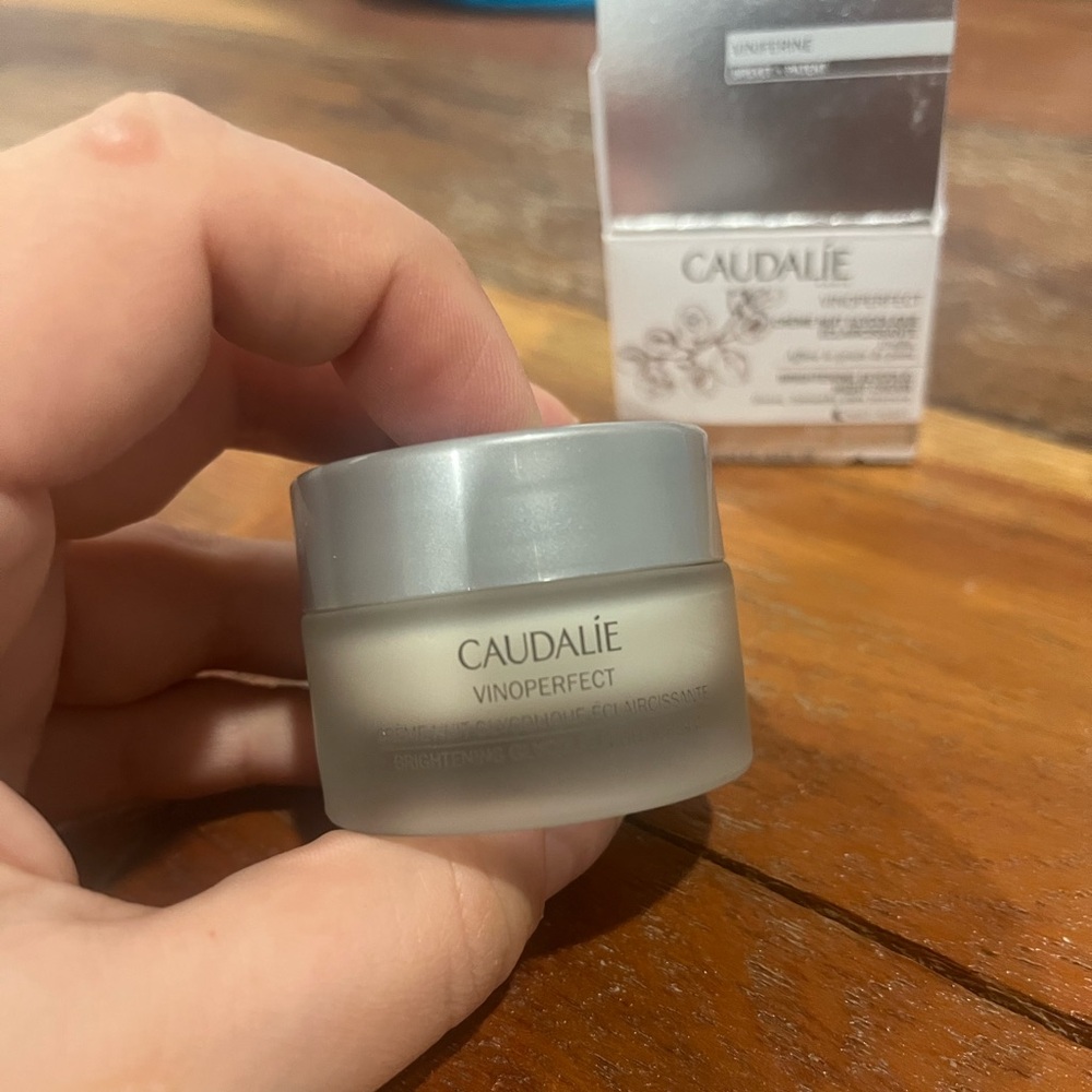CAUDALIE | Vinoperfect Brightening glycolic night cream 15ml